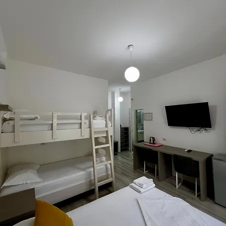 Hotel Le Monde 2