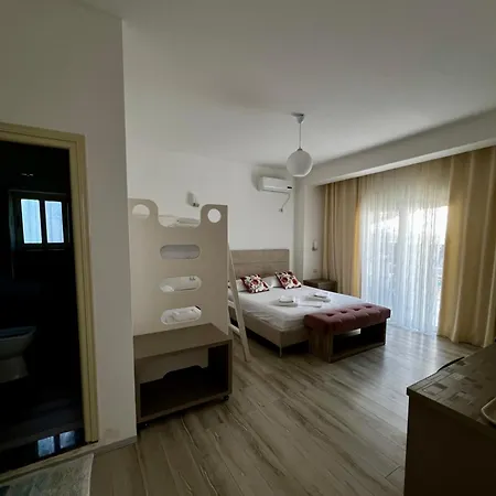 Hotel Le Monde 2 Borsh